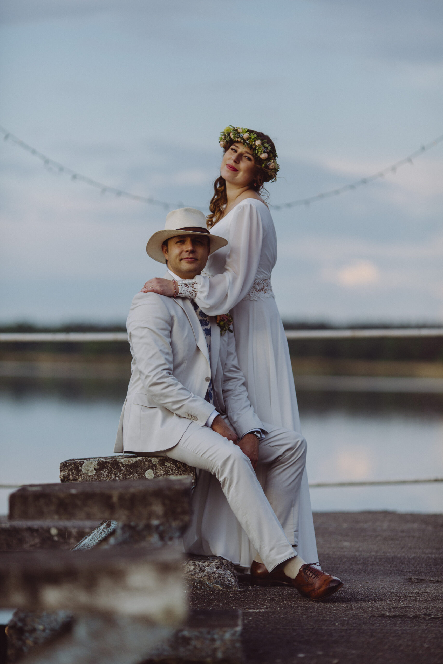 Para młoda w naturalnym kadrze